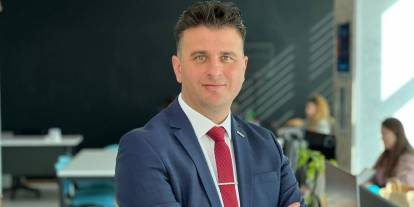 Kadın özgür ve etkin olmalı