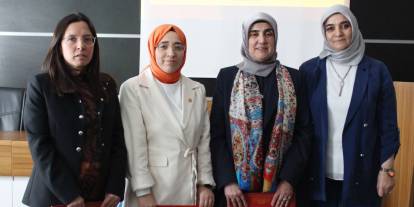 Sivas’ta “İş’te Kadın!” paneli düzenlendi