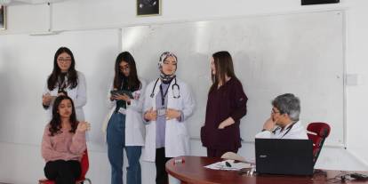 Tıp Fakültesi öğrencilerinden “Acelesiz Acil” farkındalığı