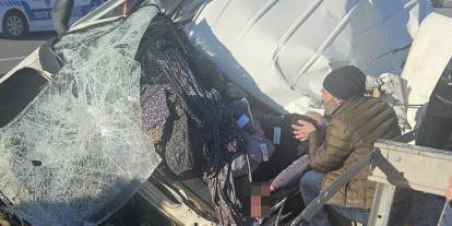 Aracın içinde can pazarı