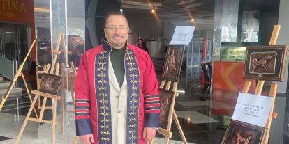 14 Mart Tıp Bayramı’na özel bakır rölyef sergisi