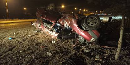 Sivas'ta takla atan otomobil hurdaya döndü: 2 ağır yaralı