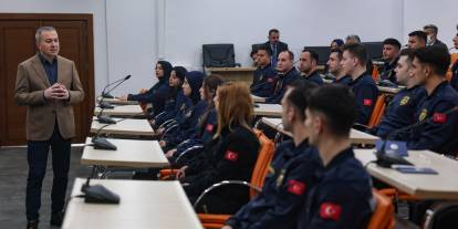 Başkan Uzun’dan itfaiye erlerine ilk ders: "Kamu yararı ve etik"