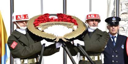 Şehitler Gürün’de dualarla anıldı