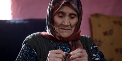 96 yaşında hayat enerjisiyle 18'liklere taş çıkarıyor