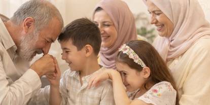 ÜNİPERSEN: Bayramın hayırlar getirmesini temenni ediyoruz