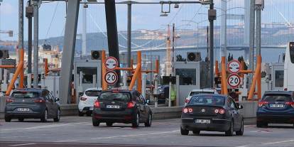 Otoyol ve köprülerden geçen araç sayısı açıklandı