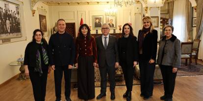 Aşık Veysel’in torunu ve sanatçılardan Şimşek'e ziyaret