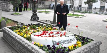 Bahçeli’den Yazıcıoğlu’nun kabrine ziyaret