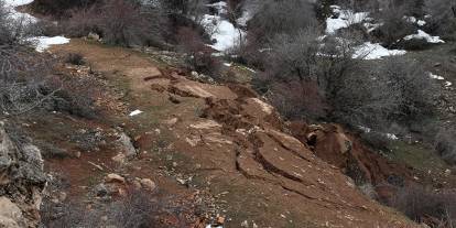 Sivas AFAD ekipleri heyelan bölgesinde