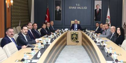 Tren Garı çevresi için kapsamlı düzenleme toplantısı