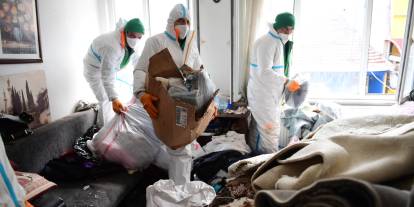 Ev değil çöplük!