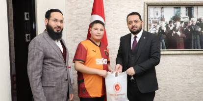 Minik yürekten büyük bağış