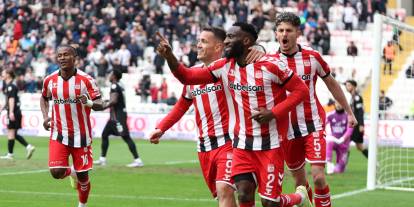 “Sen ben yok, Sivasspor var”