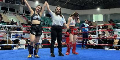 Sivaslı Kickboksçu Şeyma Çırak Türkiye 2.’si oldu