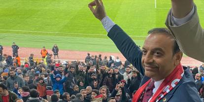 Ahmet Özyürek’ten 1000 bilet!