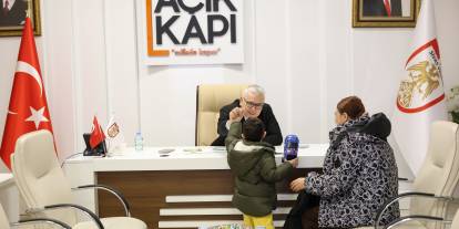 Vali Yılmaz Şimşek "Halk Günü"nde vatandaşlarla buluştu