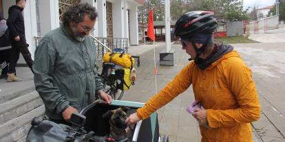 Barcelona'dan yola çıkan çift Sivas'ta mola verdi