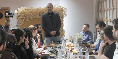 Genç hekimlere destek sözü