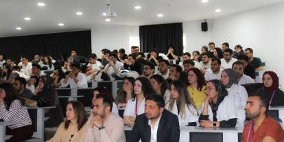 SCÜ’de dijital diş  hekimliği anlatıldı