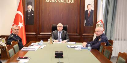 Vali Şimşek kritik toplantıya katıldı
