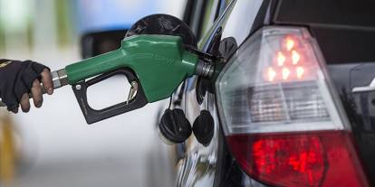 Benzin ve motorin zammı iptal edildi