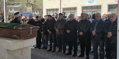 Sivas'ta vefat eden şehit babası Çelik son yolculuğuna uğurlandı