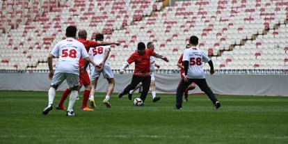 Sivas’ta anlamlı futbol maçı!