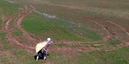 Hafik'te geçen yıllarda kuruyan Çekmegöl yeniden suyla doldu