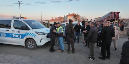 Sivas'ta kavga ihbarına gelen polislere davul zurnalı kutlama