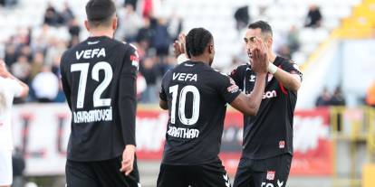 Sivasspor ilk yarıyı galip kapattı