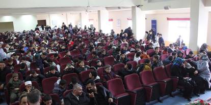 Sivaslı hafızlara anlamlı destek: 332 hafıza giysi yardımı