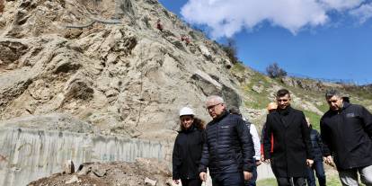 Yukarı Tekke’deki kaya ıslahı çalışmaları hızla ilerliyor