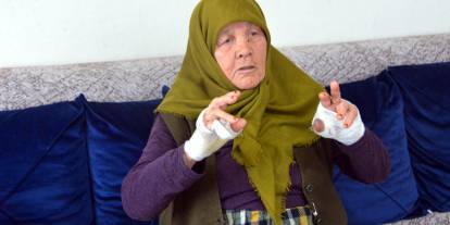 85 yaşındaki komşu kadını bıçakla yaralayıp bileziklerini gasbetti