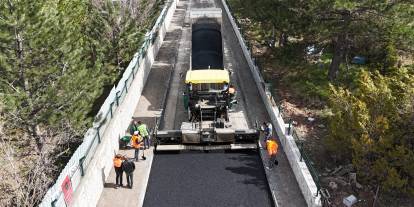 Sivas’ta yol yenileme çalışmaları devam ediyor