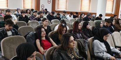 Çağlayan, tecrübelerini gençlerle paylaştı