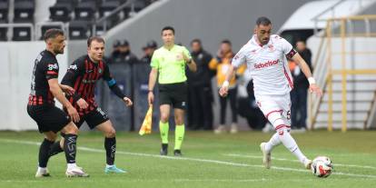 Çorum’da ilk yarıda goller paylaşıldı: 1-1