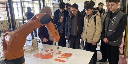 Liseli gençlerden Mühendislik Fakültesine teknik çıkarma