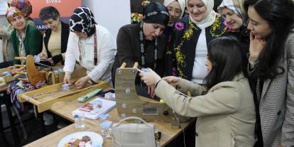 Sivas'ta kadınlar el ele verdi: "Çarpana Dokuma" yeniden hayat buluyor