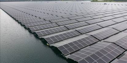 Yüzer güneş enerji santralleri doğal yaşama çatı oluyor