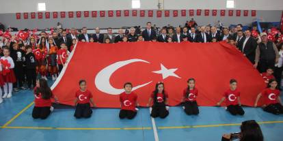 İlçelerde 23 Nisan coşkusu yaşandı