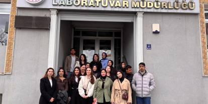 Öğrencilerden laboratuvarlara teknik gezi