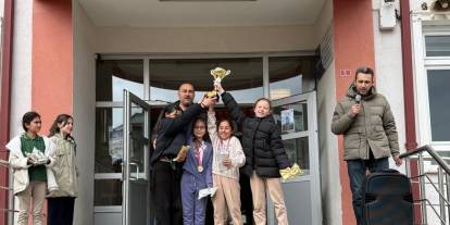 Cebecioğlu İlkokulu sporun her dalında kürsüde