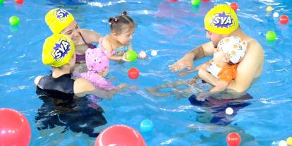 Özel gereksinimli çocuklar suyla tanıştı