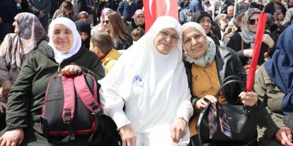 Sivas’tan 312 hacı adayı kutsal topraklara dualarla uğurlandı