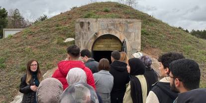 Eczacılık fakültesi öğrencilerinden Sivas’ın tarihine yolculuk