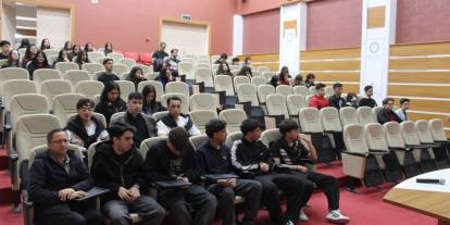 Lise öğrencileri üniversite ortamını yakından tanıdı