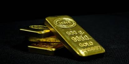 Altında 'tepki alımları' etkisi