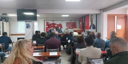 CHP'de parti üyelerine eğitim