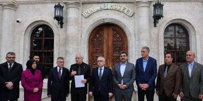 Sivas'ta o kitabe yeniden yerine konuldu